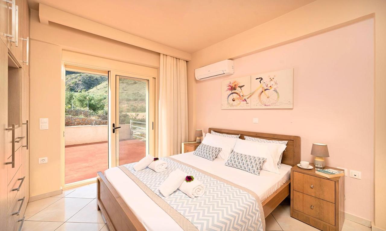 Aqua Blue Villas With Heated Pool Mathes Екстер'єр фото