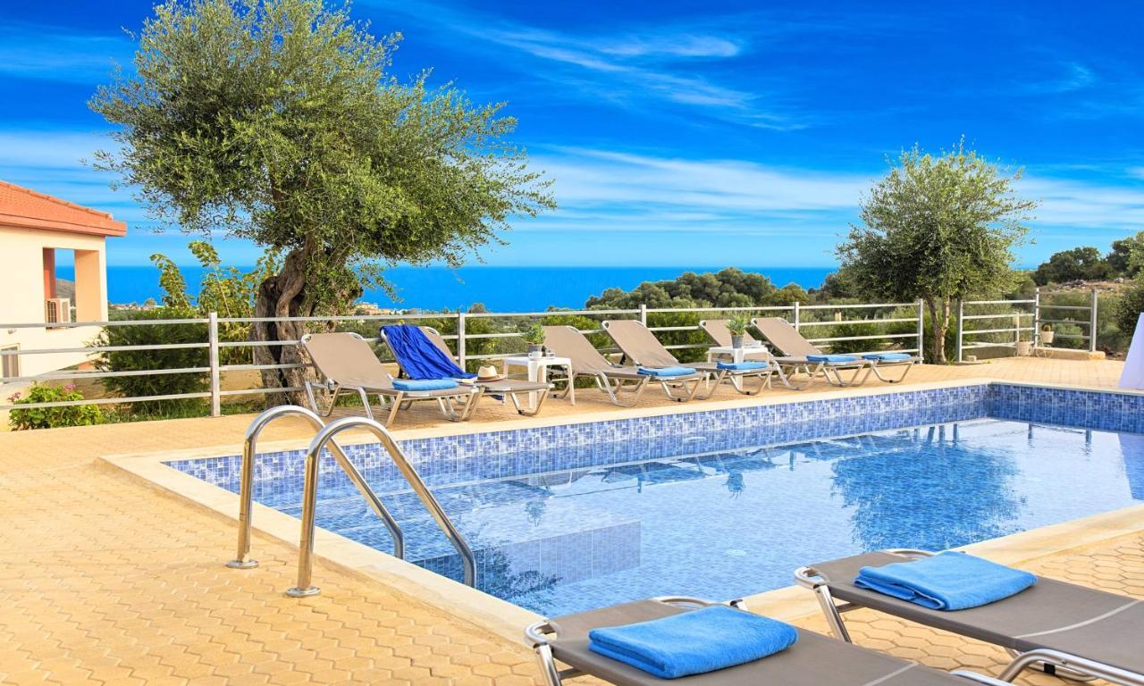 Aqua Blue Villas With Heated Pool Mathes Екстер'єр фото