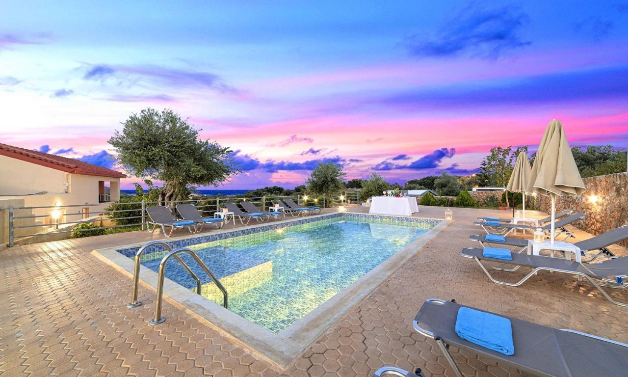 Aqua Blue Villas With Heated Pool Mathes Екстер'єр фото